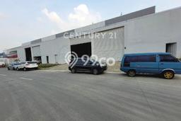 Unit Gudang Disewakan di Cikarang di Area Ramai & Strategis Unit Gudang Disewakan di Cikarang di Area Ramai & Strategis