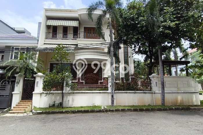 Lokasi terbaik! Rumah siap huni disewakan di Kelapa Gading LB 400m2 Lokasi terbaik! Rumah siap huni disewakan di Kelapa Gading LB 400m2