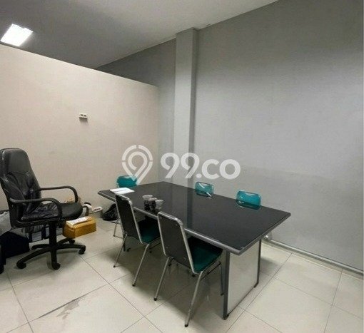 Ruko Dijual di Jakarta Utara LT 300m2 & LB 800m2 Lokasi Terbaik! Ruko Dijual di Jakarta Utara LT 300m2 & LB 800m2 Lokasi Terbaik!