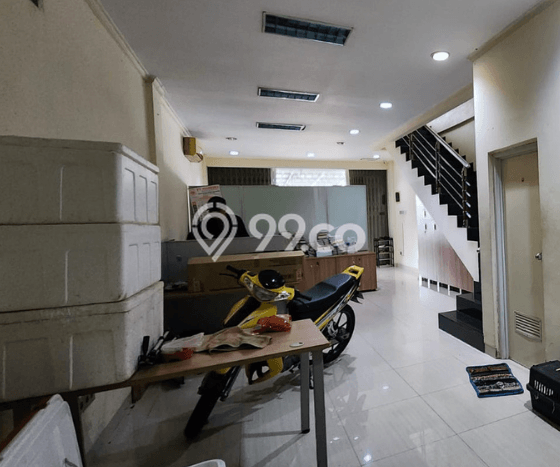 INVESTASI MENGUNTUNGKAN! Ruko Kawasan Serpong, Luas 97m², Pusat Bisnis INVESTASI MENGUNTUNGKAN! Ruko Kawasan Serpong, Luas 97m², Pusat Bisnis
