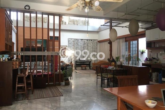 Dijual Rumah Luas Elegan Dengan View Eksklusif di Setra Sari, Bandung Dijual Rumah Luas Elegan Dengan View Eksklusif di Setra Sari, Bandung