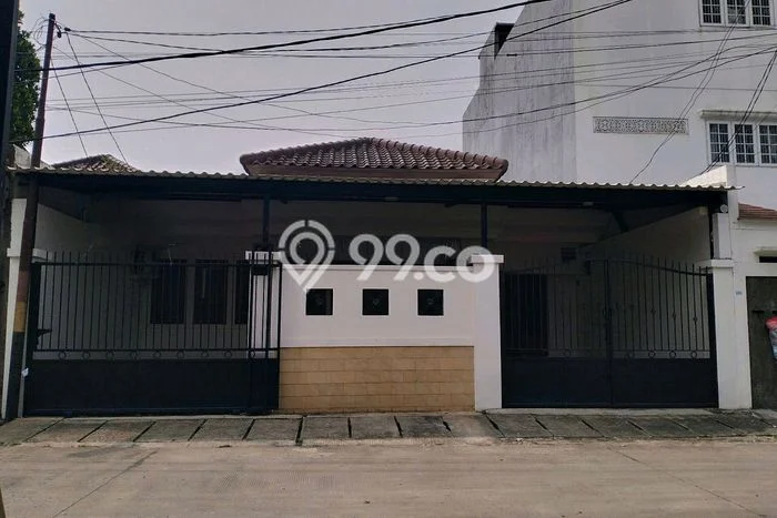 Dijual Rumah Luas Elegan Dengan View Cantik di Meruya, Jakarta Barat Dijual Rumah Luas Elegan Dengan View Cantik di Meruya, Jakarta Barat