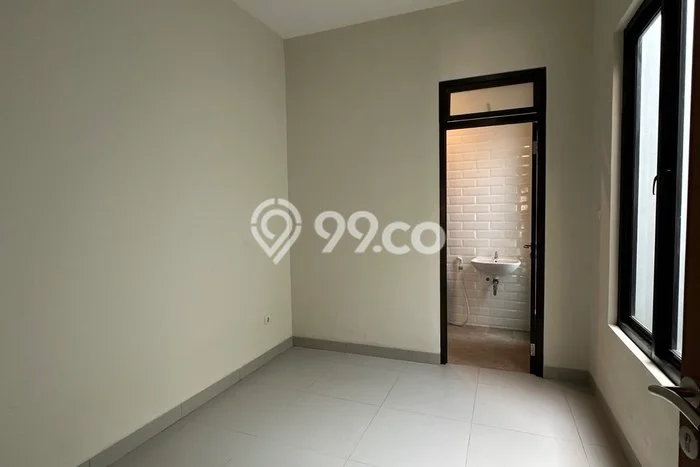 Dijual Hunian Rumah Terawat 3 Kamar di BSD Kencana Loka, Tangerang Dijual Hunian Rumah Terawat 3 Kamar di BSD Kencana Loka, Tangerang