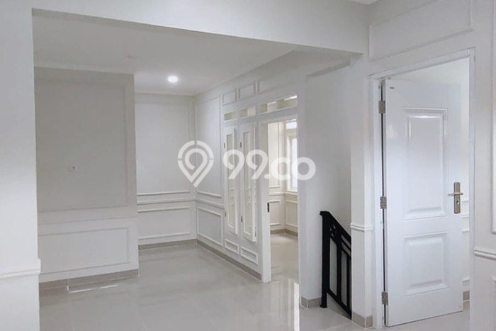 Dijual Hunian Rumah Nyaman 4 Kamar di BSD, Tangerang Dijual Hunian Rumah Nyaman 4 Kamar di BSD, Tangerang