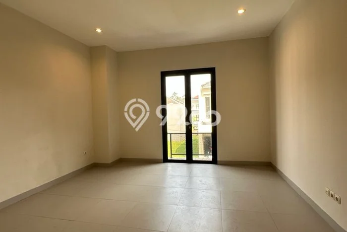 Dijual Hunian Rumah Terawat 3 Kamar di BSD Kencana Loka, Tangerang Dijual Hunian Rumah Terawat 3 Kamar di BSD Kencana Loka, Tangerang