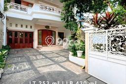 For Sale Rumah Mewah Exclusive di Kebayoran Baru, Jakarta Selatan For Sale Rumah Mewah Exclusive di Kebayoran Baru, Jakarta Selatan