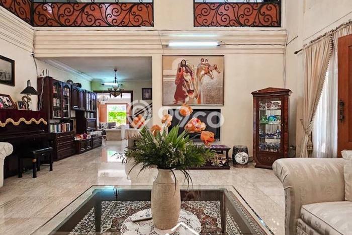 Rumah Mewah LB 772m2 Siap Huni Desain Elegan di Pondok Indah, Jakarta Selatan Rumah Mewah LB 772m2 Siap Huni Desain Elegan di Pondok Indah, Jakarta Selatan