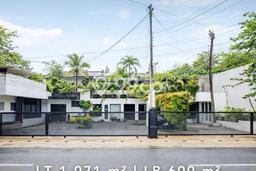 Rumah Elit LB 600m2 Siap Pakai Desain Elegan di Kemang, Jakarta Selatan Rumah Elit LB 600m2 Siap Pakai Desain Elegan di Kemang, Jakarta Selatan