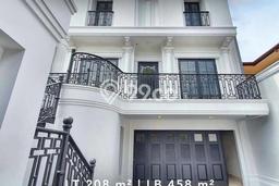 Rumah Mewah LB 458m2 Siap Huni Desain Elegan di Cipete, Jakarta Selatan Rumah Mewah LB 458m2 Siap Huni Desain Elegan di Cipete, Jakarta Selatan