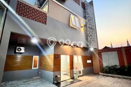 Hunian Cantik Minimalis Lb 160m2 di Jagakarsa, Jakarta Selatan Hunian Cantik Minimalis Lb 160m2 di Jagakarsa, Jakarta Selatan
