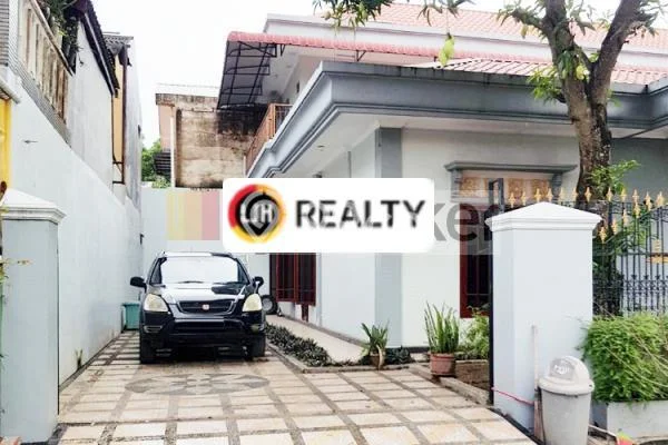 Rumah Luas Asri 6 KT Siap Huni di Tiban Batam Rumah Luas Asri 6 KT Siap Huni di Tiban Batam