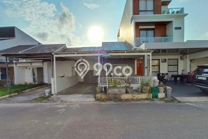 Disewakan! Rumah 4 Kamar Tidur &
1 Kamar Mandi di Batam Centre, Batam Disewakan! Rumah 4 Kamar Tidur &
1 Kamar Mandi di Batam Centre, Batam