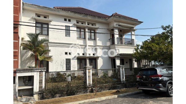 For Sale! Luxury House LT 341m2 Desain Elegan di Batam Centre For Sale! Luxury House LT 341m2 Desain Elegan di Batam Centre