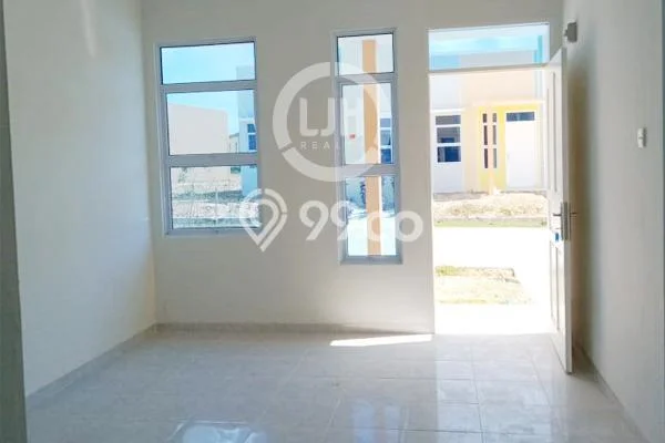 Rumah Budget Terbaik Siap Huni Area Batam Kota LT 105m2 Rumah Budget Terbaik Siap Huni Area Batam Kota LT 105m2