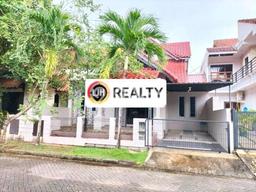 PILIHAN TEPAT! Rumah di Batam Kota, 4 KT, Dekat Sekolah, Luas 200m² Bangunan 130m² PILIHAN TEPAT! Rumah di Batam Kota, 4 KT, Dekat Sekolah, Luas 200m² Bangunan 130m²