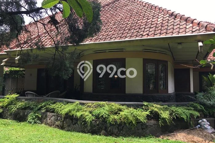 Rumah Elit Modern Siap Huni di Dago Bandung Rumah Elit Modern Siap Huni di Dago Bandung