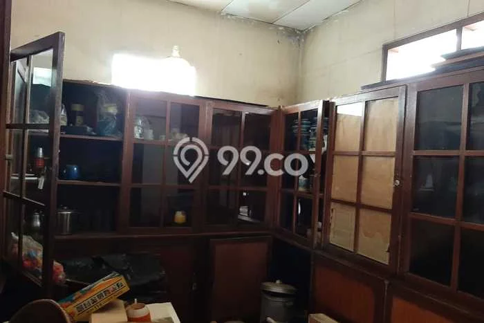 Disewakan! Rumah 5 Kamar Tidur &
4 Kamar Mandi di Riau, Bandung Disewakan! Rumah 5 Kamar Tidur &
4 Kamar Mandi di Riau, Bandung