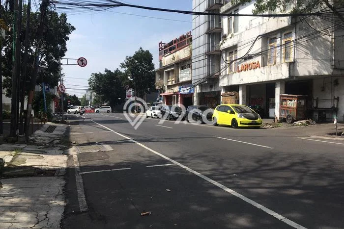 Unit Ruko Dijual di Bandung LT 126m2 & LB 330m2 Unit Ruko Dijual di Bandung LT 126m2 & LB 330m2