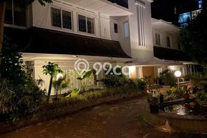 Rumah Elit LB 510m2 Siap Pakai Desain Elegan di Bandung Kota, Bandung Rumah Elit LB 510m2 Siap Pakai Desain Elegan di Bandung Kota, Bandung