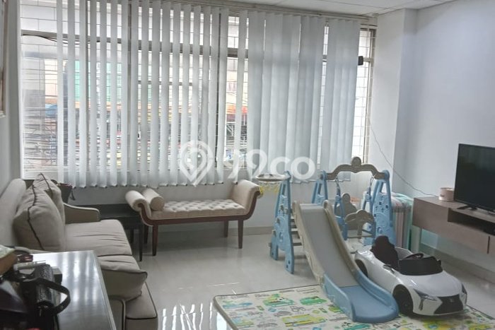 LOKASI STRATEGIS! Ruko Kawasan , Luas 225m2m², Jalan Utama LOKASI STRATEGIS! Ruko Kawasan , Luas 225m2m², Jalan Utama