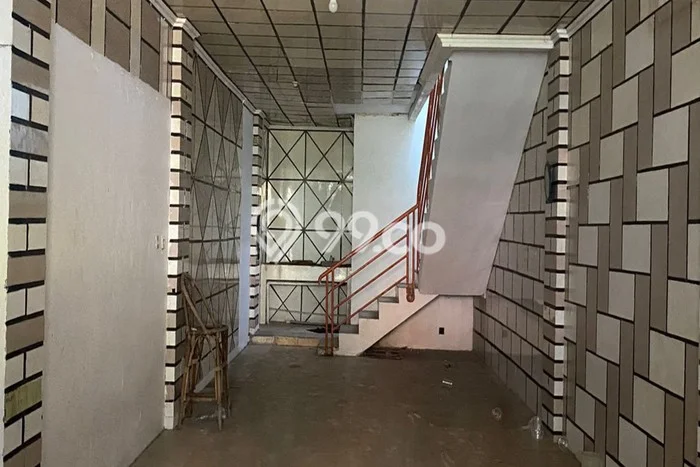 Ruko Disewa di Jakarta Pusat dengan LB 210m2 Area Komersial Ramai Ruko Disewa di Jakarta Pusat dengan LB 210m2 Area Komersial Ramai