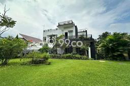 Jual Rumah Luas Elegan Dengan View Eksklusif di Sentul City, Bogor Jual Rumah Luas Elegan Dengan View Eksklusif di Sentul City, Bogor