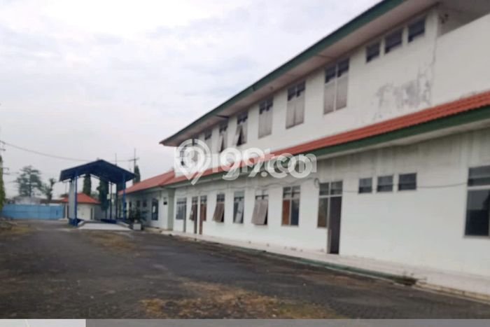FOR SALE! Pabrik di Jetis Mojokerto, LT 29970m2, LB 5508m2 FOR SALE! Pabrik di Jetis Mojokerto, LT 29970m2, LB 5508m2