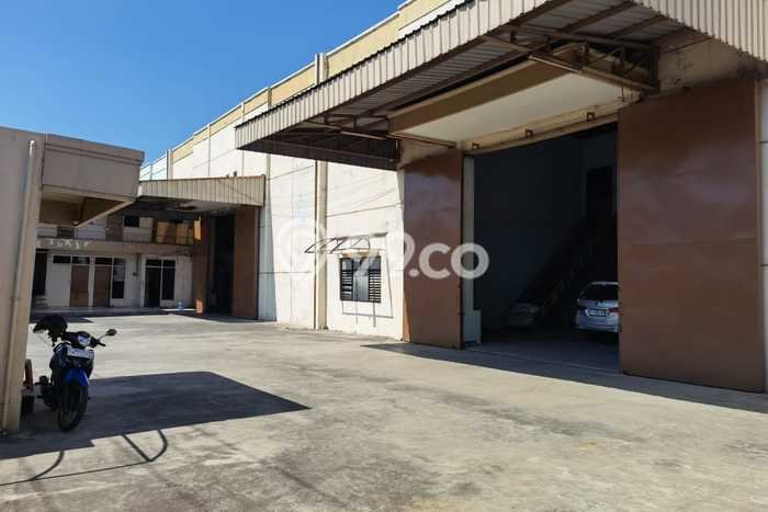 FOR RENT! Gudang di Margomulyo Cocok untuk Bisnis 5040m2 FOR RENT! Gudang di Margomulyo Cocok untuk Bisnis 5040m2