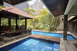 Rumah di Mayjen Sungkono, Siap Huni, 6 KM, Dekat Mayjen Sungkono, Surabaya, Surabaya, Luas 871m2m² Bangunan 900m2m² Rumah di Mayjen Sungkono, Siap Huni, 6 KM, Dekat Mayjen Sungkono, Surabaya, Surabaya, Luas 871m2m² Bangunan 900m2m²