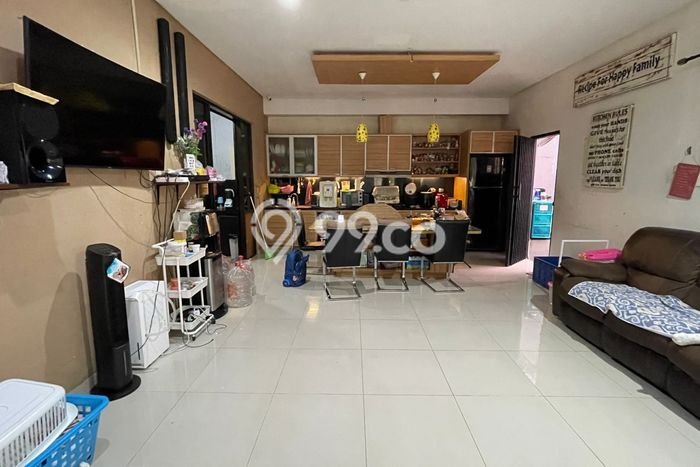 Rumah Mewah Dijual LT 208m2 di Serpong, Tangerang Selatan Rumah Mewah Dijual LT 208m2 di Serpong, Tangerang Selatan