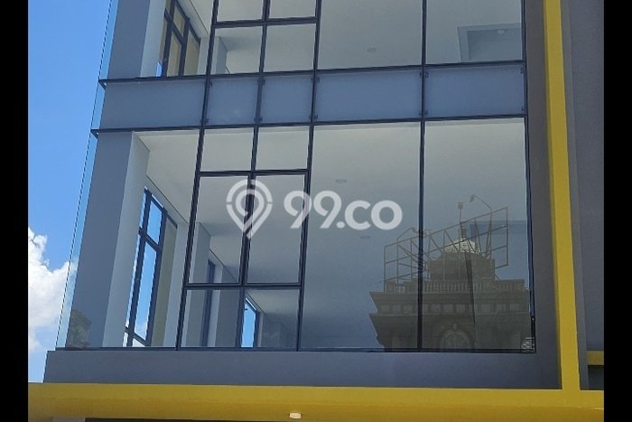 Ruko untuk Disewa di Pusat Tangerang Luas Bangunan 432m2 Ruko untuk Disewa di Pusat Tangerang Luas Bangunan 432m2