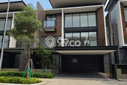 Hunian Eksklusif Siap Huni LT 276m2 di BSD, Tangerang Selatan Hunian Eksklusif Siap Huni LT 276m2 di BSD, Tangerang Selatan