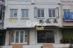 Disewakan Ruko di Kawasan Ramai Kota Wisata Luas 100m2 Disewakan Ruko di Kawasan Ramai Kota Wisata Luas 100m2