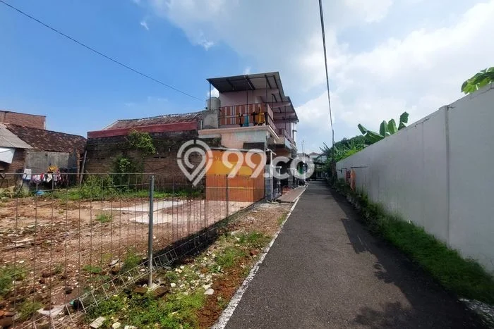 Tanah Lokasi Strategis di Laweyan, Luas 110m², Akses ke Pusat Kota, Dekat Laweyan, Surakarta, Surakarta Tanah Lokasi Strategis di Laweyan, Luas 110m², Akses ke Pusat Kota, Dekat Laweyan, Surakarta, Surakarta