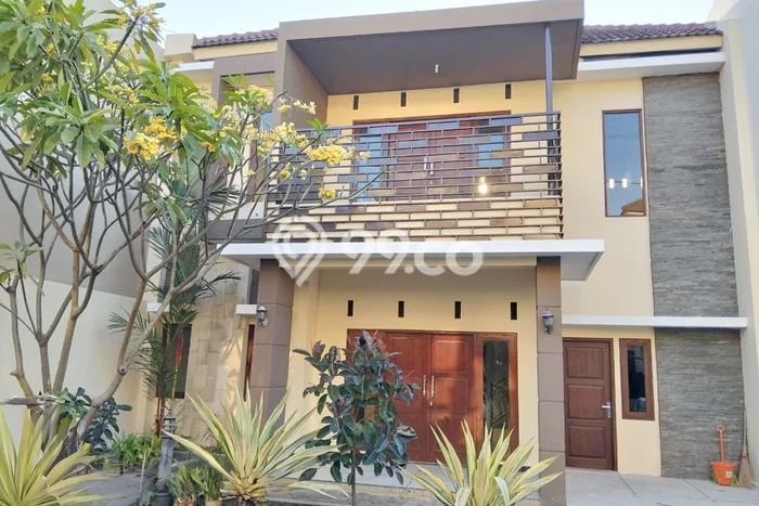 RARE UNIT! Rumah di Kartasura, 3 KM, View Indah, LT 105m2m² LB 90m2m² RARE UNIT! Rumah di Kartasura, 3 KM, View Indah, LT 105m2m² LB 90m2m²