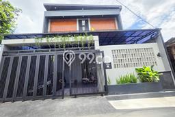 Dijual Kost Strategis di Jebres, Solo 30 KT, 30 KM, Luas Bangunan 600m2 Dijual Kost Strategis di Jebres, Solo 30 KT, 30 KM, Luas Bangunan 600m2