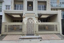 For Sale! Premium House LT 180m2 Desain Elegan di Sunter For Sale! Premium House LT 180m2 Desain Elegan di Sunter
