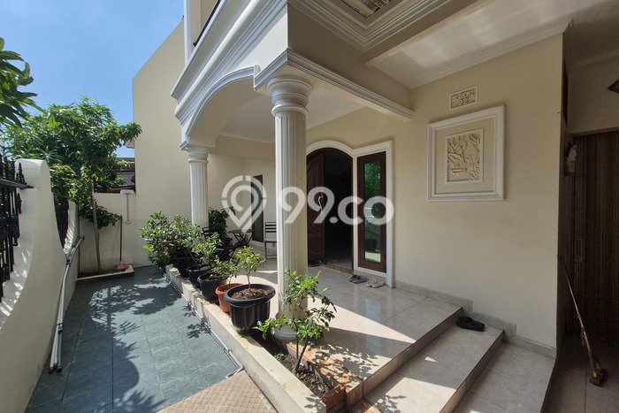 Ready to Use! Luxury House LT 185m2 Desain Elegan di Sunter Ready to Use! Luxury House LT 185m2 Desain Elegan di Sunter