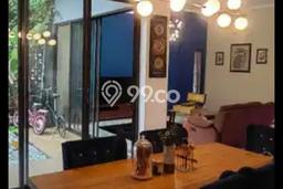 RARE UNIT! Rumah di Cibubur, 4 KT, Pemandangan Indah, LT 180m² Bangunan 124m² RARE UNIT! Rumah di Cibubur, 4 KT, Pemandangan Indah, LT 180m² Bangunan 124m²