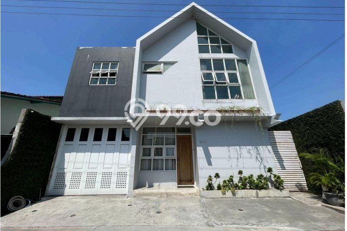 Dijual Rumah 5 Kamar Lokasi Strategis Bagus dan Strategis di Mlati Dijual Rumah 5 Kamar Lokasi Strategis Bagus dan Strategis di Mlati