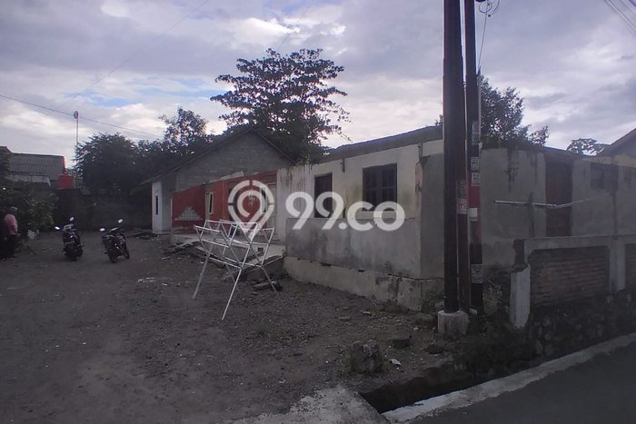 Tanah Kosong Dijual di Sleman dengan Area 422m2 Tanah Kosong Dijual di Sleman dengan Area 422m2