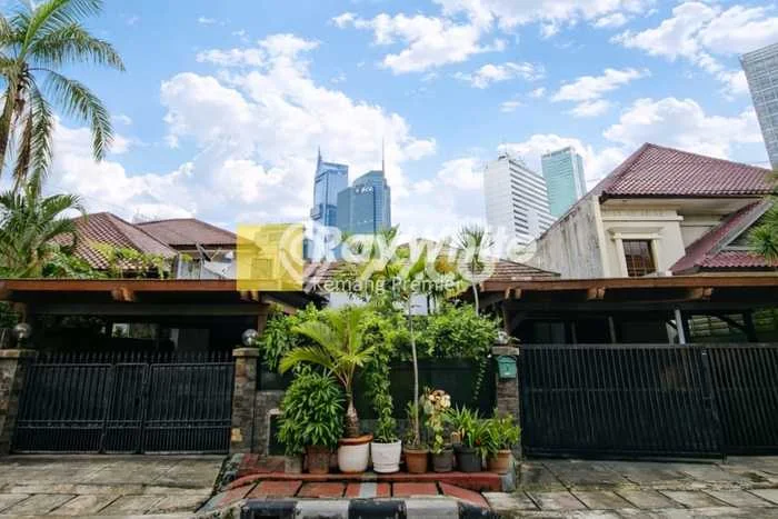For Sale Rumah Elit Exclusive di Menteng, Jakarta Pusat For Sale Rumah Elit Exclusive di Menteng, Jakarta Pusat