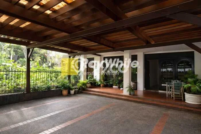 For Sale Rumah Elit Exclusive di Menteng, Jakarta Pusat For Sale Rumah Elit Exclusive di Menteng, Jakarta Pusat
