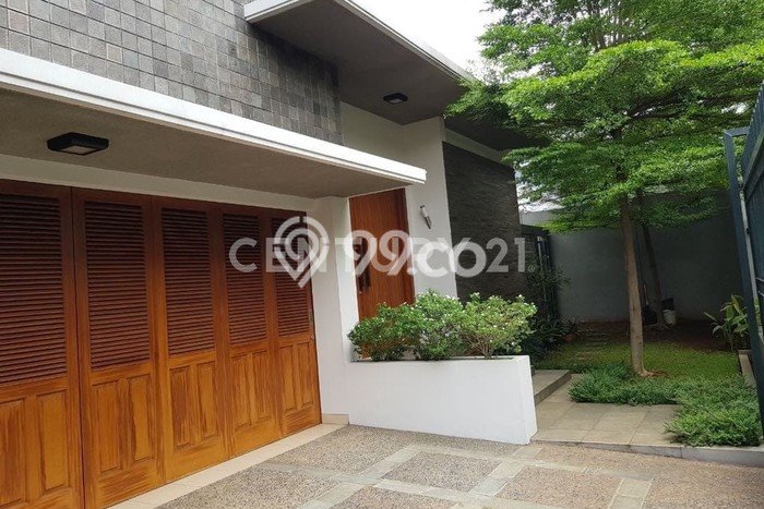Jual Rumah Luas Elegan Dengan View Cantik di Kemang, Jakarta Selatan Jual Rumah Luas Elegan Dengan View Cantik di Kemang, Jakarta Selatan