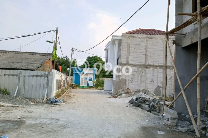 Hunian Nyaman Asri 3 KT Siap Huni di Pondok Bambu Jakarta Timur Hunian Nyaman Asri 3 KT Siap Huni di Pondok Bambu Jakarta Timur