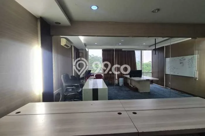 Ruko untuk Disewa di Pusat Tangerang Luas Bangunan 432m2 Ruko untuk Disewa di Pusat Tangerang Luas Bangunan 432m2