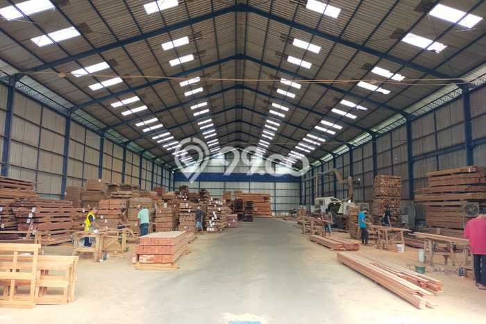 Unit Gudang Dijual di Karangawen Demak Luas Tanah 5884m2, Luas Bangunan 3300m2 Unit Gudang Dijual di Karangawen Demak Luas Tanah 5884m2, Luas Bangunan 3300m2