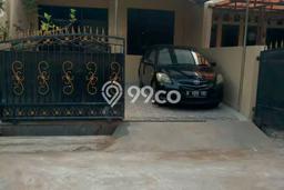 PRIME LOCATION! Rumah Berkembang area Pondok Kelapa, LT 102m² Bangunan 180m² PRIME LOCATION! Rumah Berkembang area Pondok Kelapa, LT 102m² Bangunan 180m²