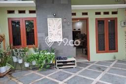 Hunian Cantik Modern Lb 120m2 di Duren Sawit, Jakarta Timur Hunian Cantik Modern Lb 120m2 di Duren Sawit, Jakarta Timur