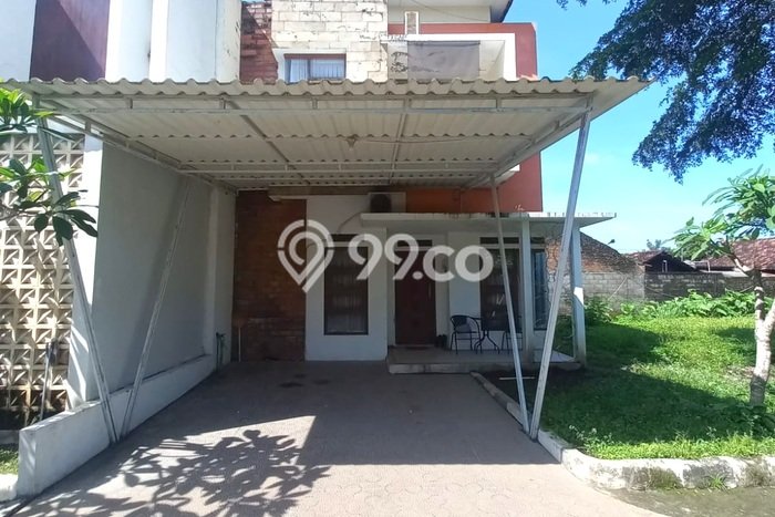 Jual Rumah Bagus Siap Huni LB 160m2 di Banguntapan, Bantul Jual Rumah Bagus Siap Huni LB 160m2 di Banguntapan, Bantul